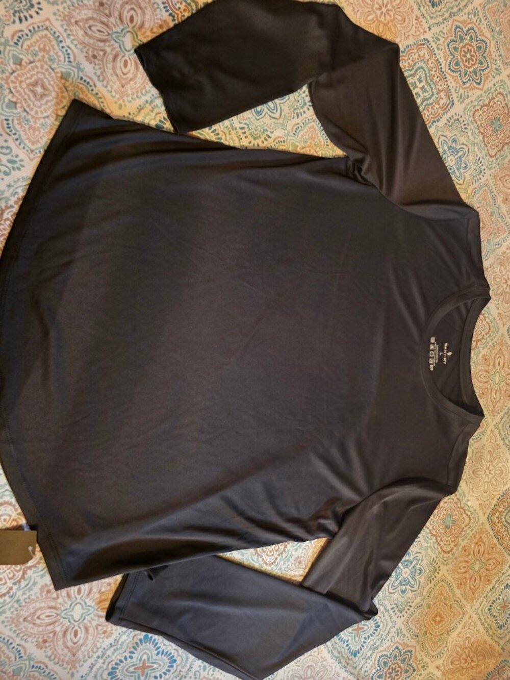 Santiny Black Long Sleeve Athletic Top Size L NWT